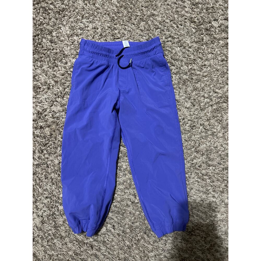 Ivivva Crop Capri Pant 10